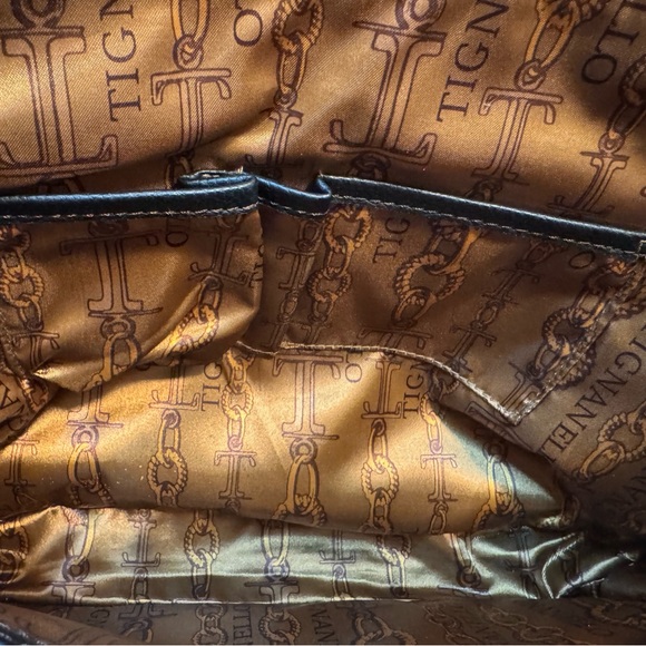 Tignanello Classic Black Leather Shoulder Bag - Picture 9 of 10